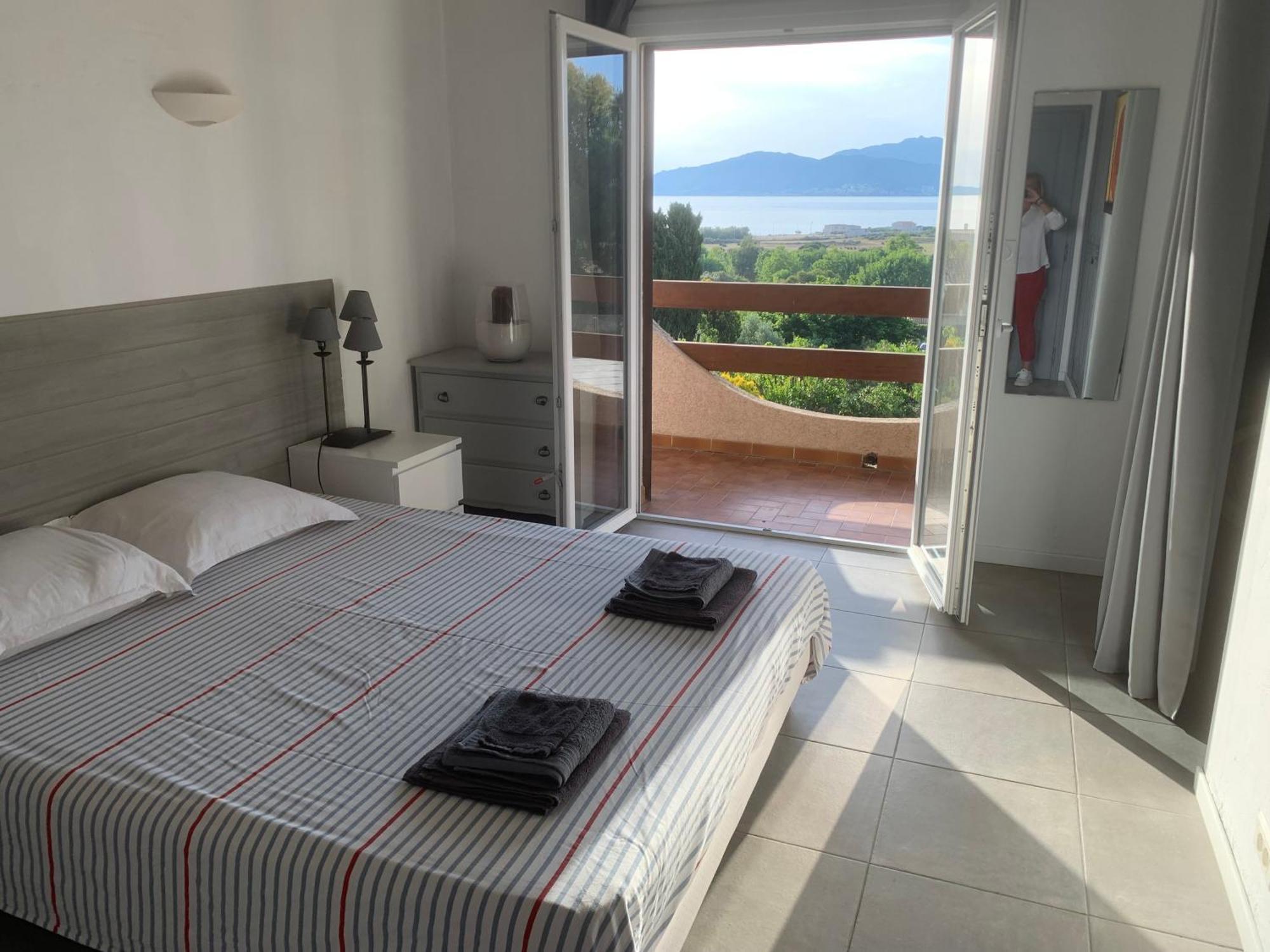 Apartamento Corsicadream Arone Superbe Dans Villa, Vue Panoramique Mer, Piscine, Proche Porticcio